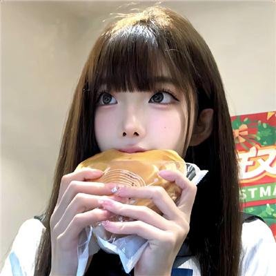 金牌客服董董恩